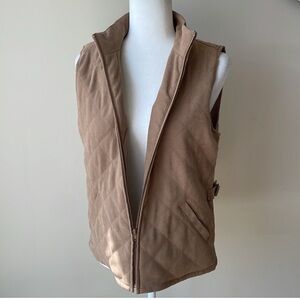 Hasting and Smith Woman’s Quilted Vest